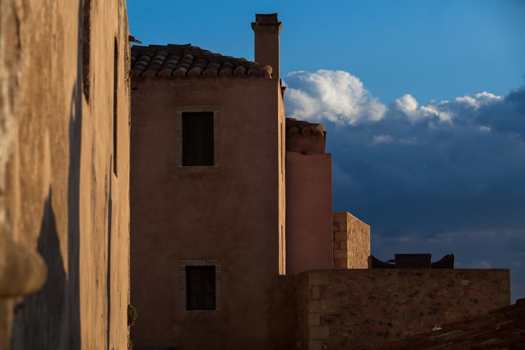 House In The Castle Appartement Monemvasía Buitenkant foto